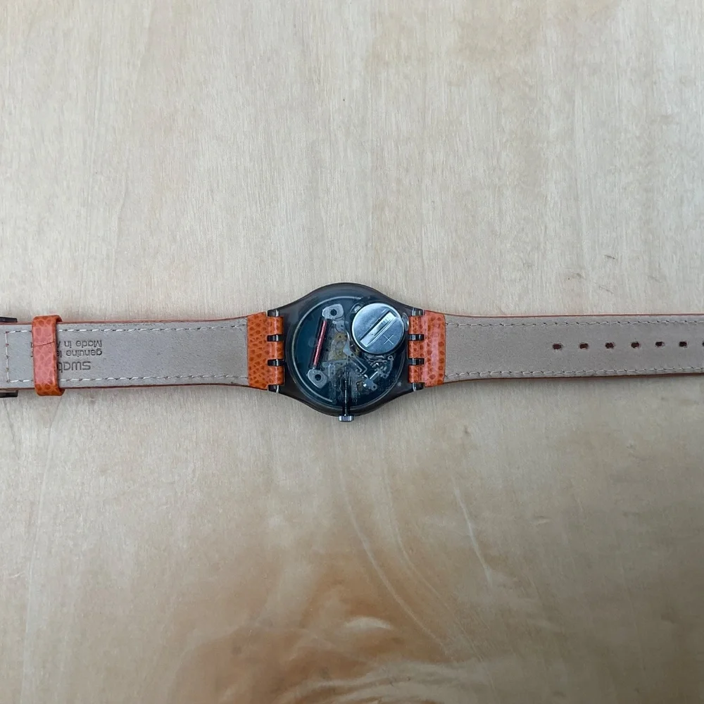 Swatch Rocking Quartz 24-hour Watch - Picture 3 of 7